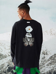 Sudadera con capucha unisex con estampado de mariposas y montañas nevadas de RandomPow para hombre