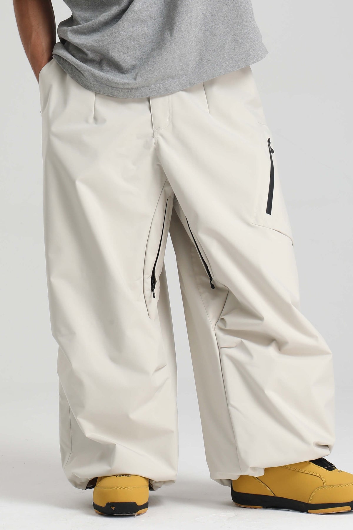 Men's Off White Lightweight Breathable Baggy Snow Pant